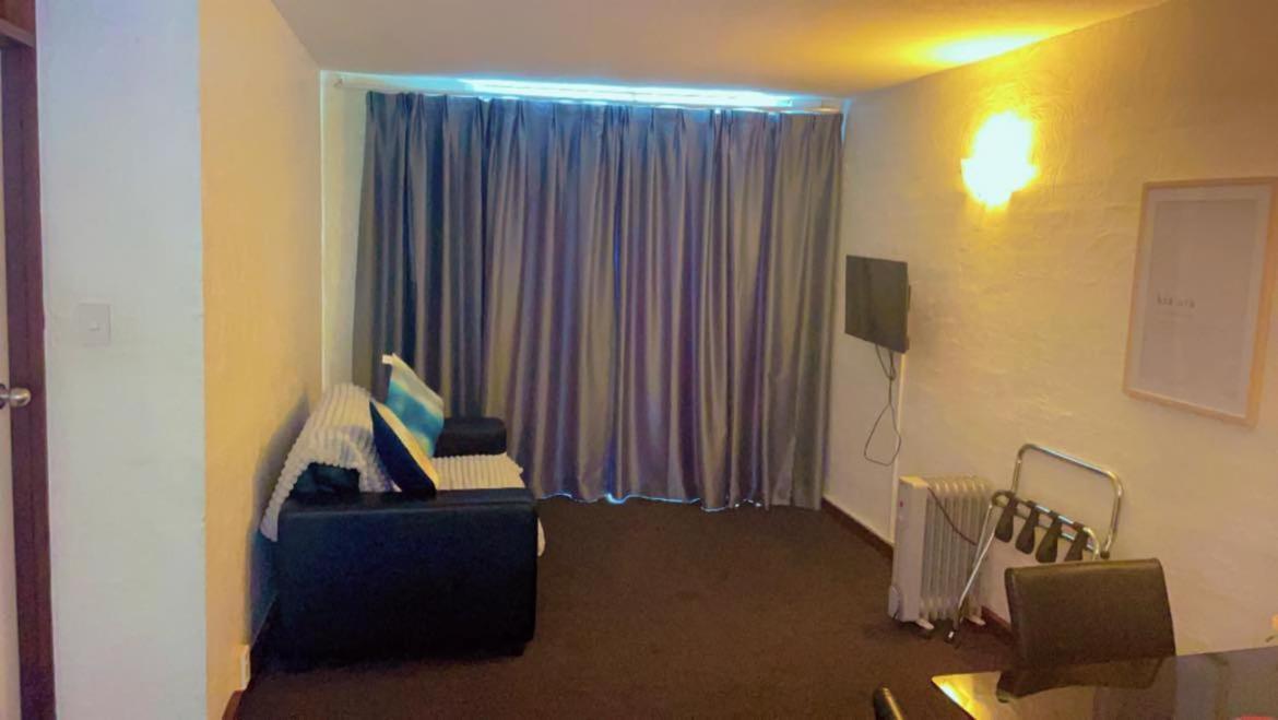 Aaa Mana Motel Porirua Eksteriør bilde